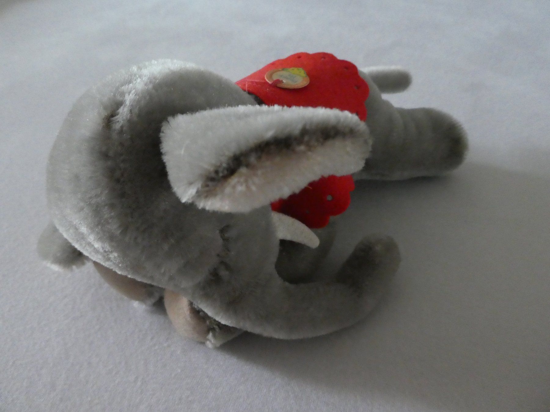 Steiff Giocattoli: Steiff-Tier Elephant "Floppy Ele" – Usato da Schliern b. Köniz venduto da bsc59 1