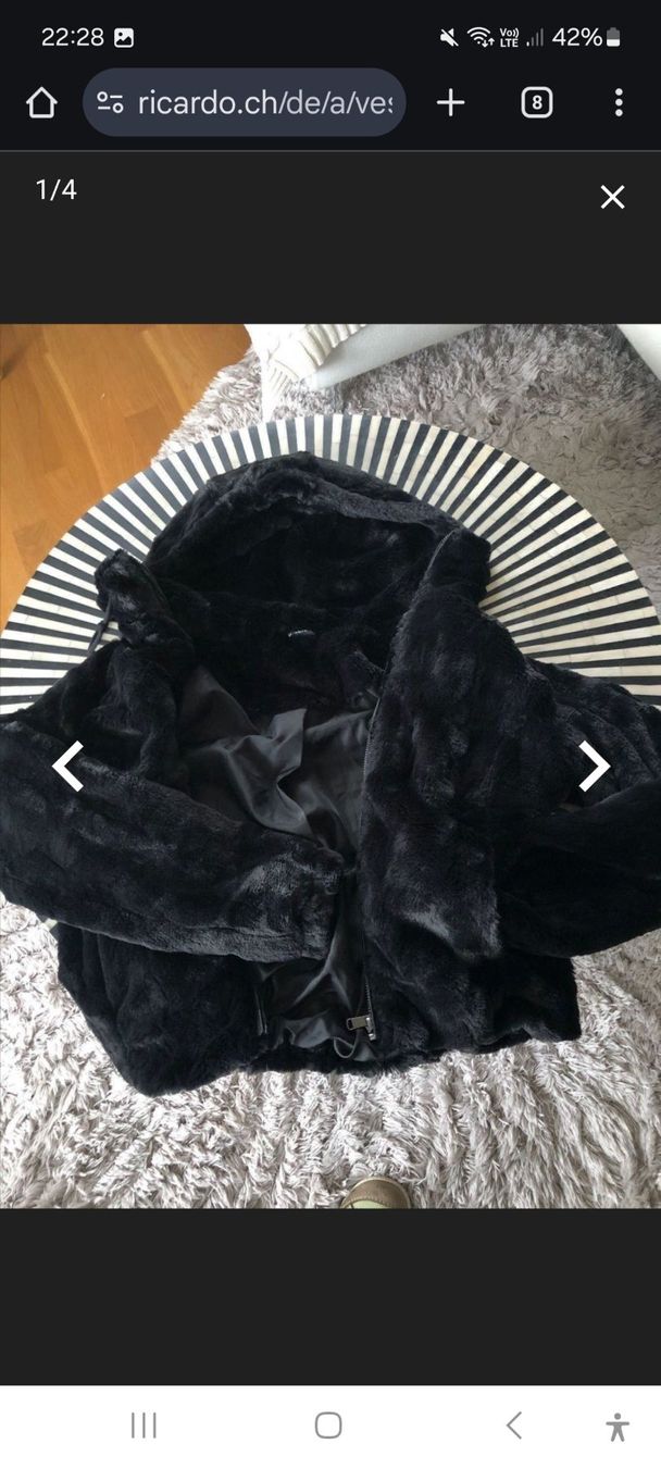 Zebra Giacche: Black teddy jacket size XS – Usato da Zürich venduto da zuz_9qry 1