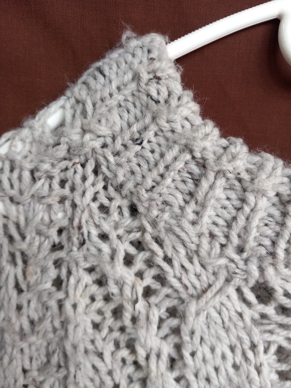Pullover & Sweatshirts: Pull vintage oversize torsadé en grosse maille – Gebraucht aus Faoug von per_kp6r 1