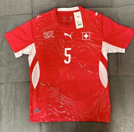 Fussball Trikot Schweizer Nationalmannschaft # 5 AKANJI / M