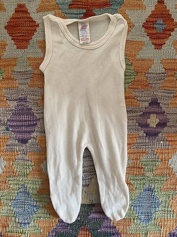 Pyjamas & Ähnliches: Engel Strampler 50/56 – Gebraucht aus Bottmingen von ili_7c8k