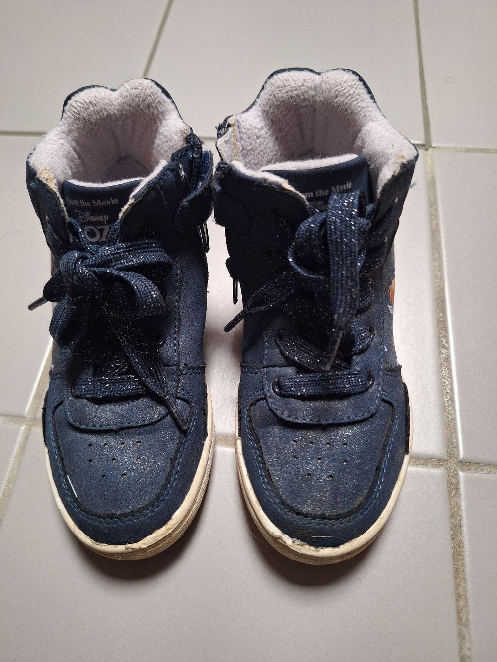Friboo Scarpe per ragazze: Frozen Sneaker Grösse 26 – Usato da Sissach venduto da not_c2zq 2