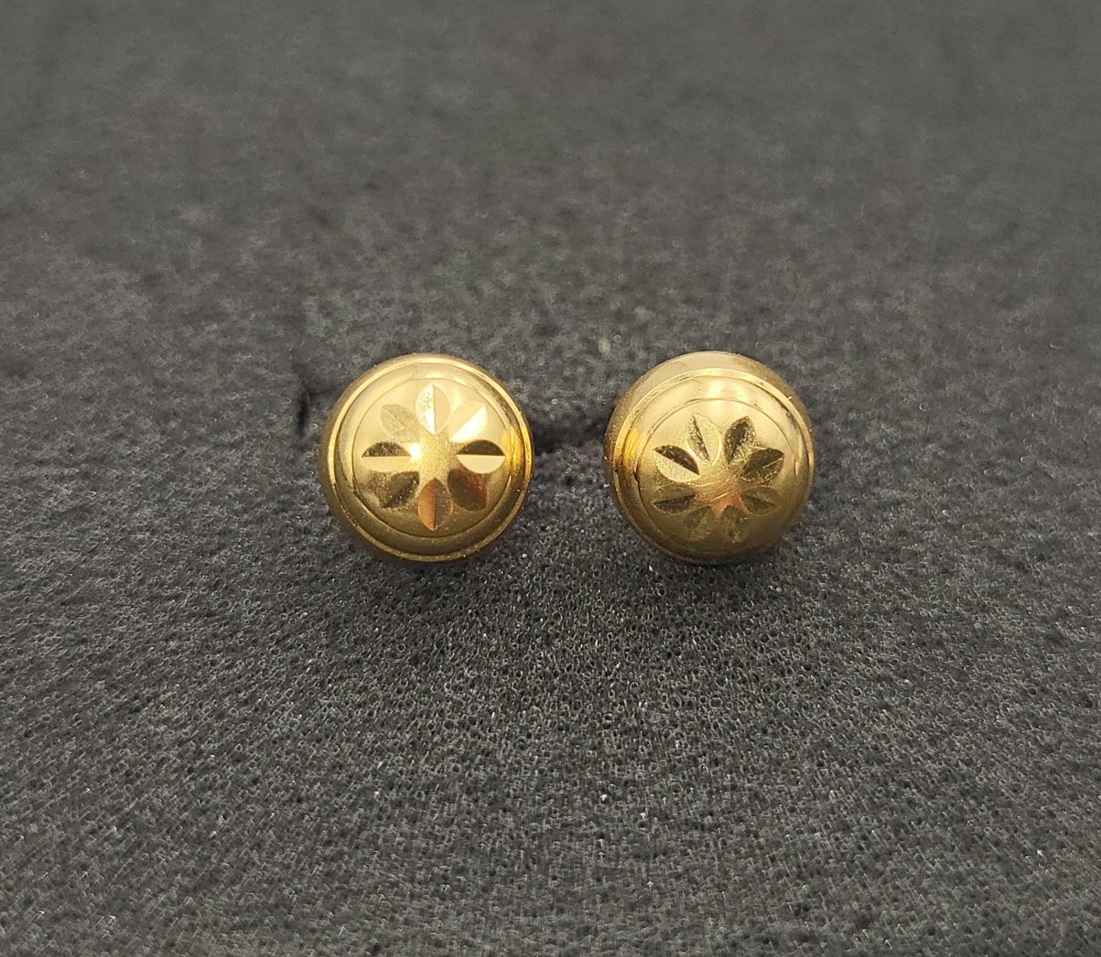 Orecchini pendenti & Orecchini a lobo: 18 Karat 750 Gold Ochstecker – Usato da Wald ZH venduto da Dasilver 2
