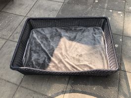 Grosses Hundebett mit orthobädischer Matratze 