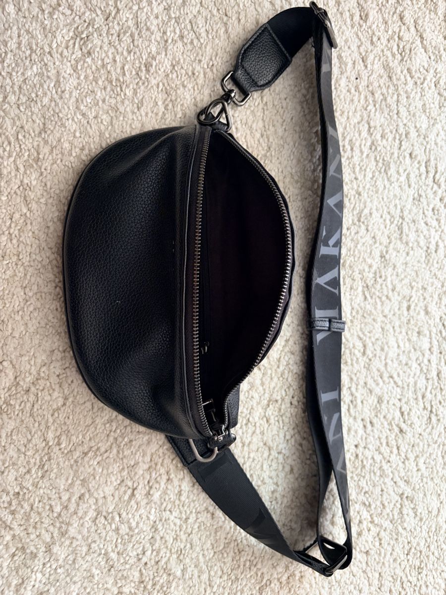 Taschen: Makani Tasche Black – Gebraucht aus Oberkirch LU von cor_y13 2