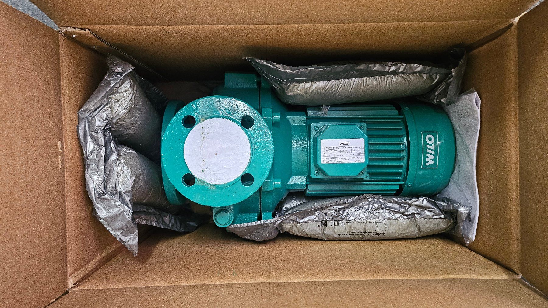 Wilo Riscaldamento: WILO Blockpumpe Typ BM40/210-1, 1/4-S/C – Nuovo e nell'imballaggio originale da Breitenbach venduto da Cycron_GmbH