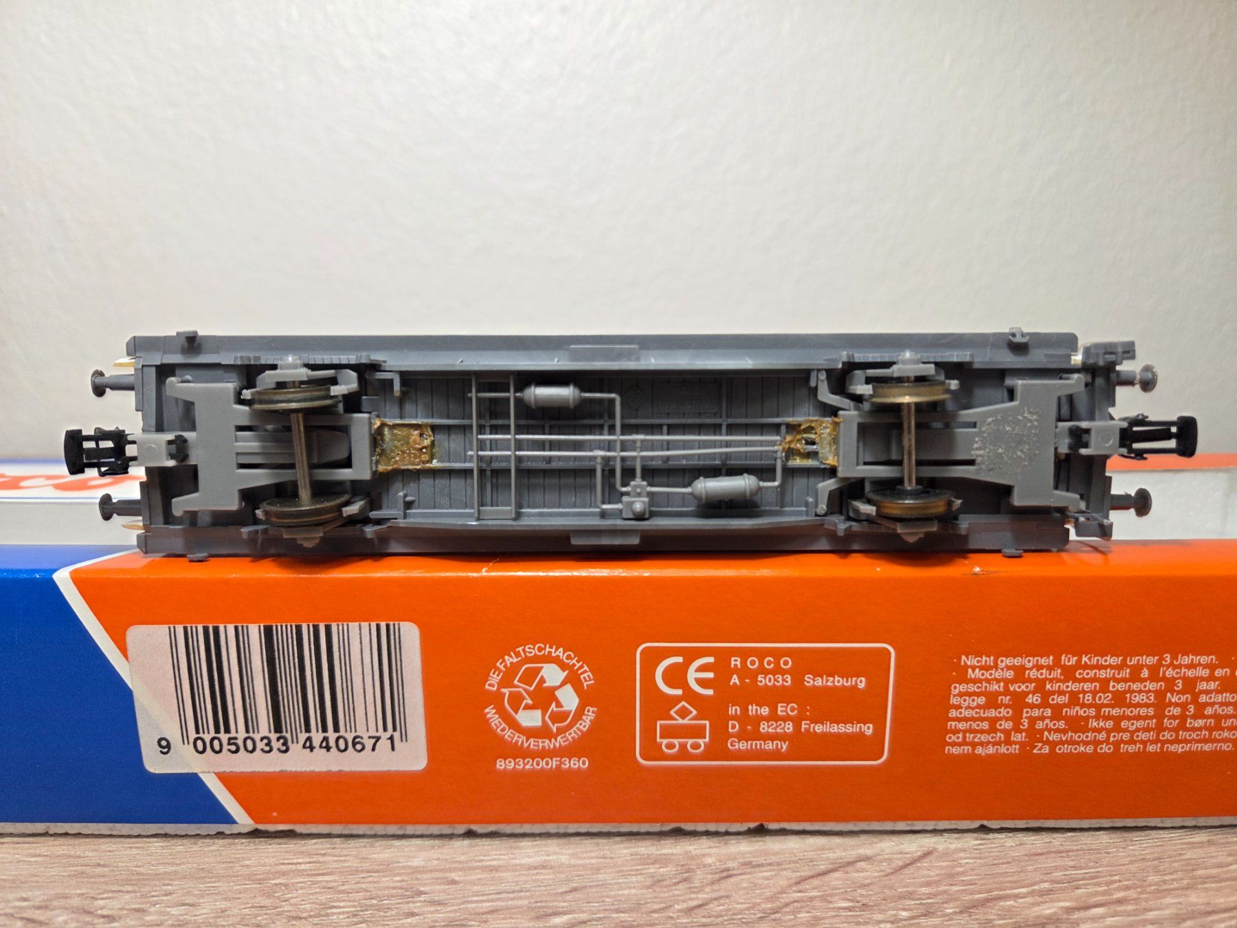 Roco Modelleisenbahnen: Roco 44067 Güterwagen Migros SBB H0 – Gebraucht aus St-Aubin-Sauges von Lo_Go 4