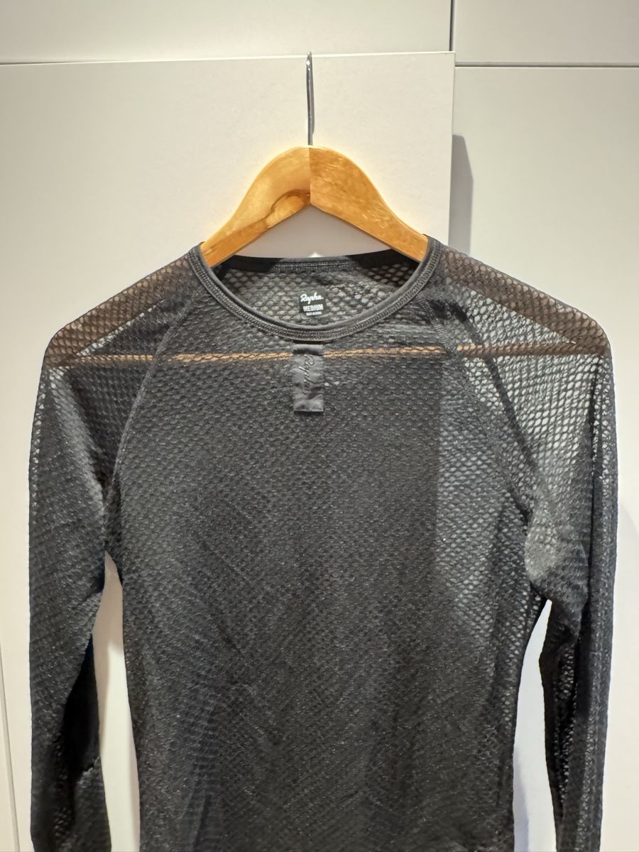 Rapha Canottiere & Pantaloni: Rapha cycling mesh base layer medium - black  – Usato da Herrliberg venduto da jba_zcw7 2