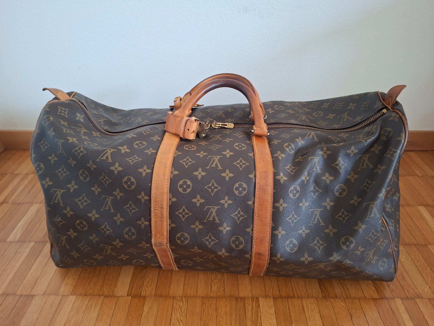 Louis Vuitton Taschen: Louis Vuitton  Keepall 60   Monogram Canvas  Reisetasche – Gebraucht aus Zürich von Daniel517 1