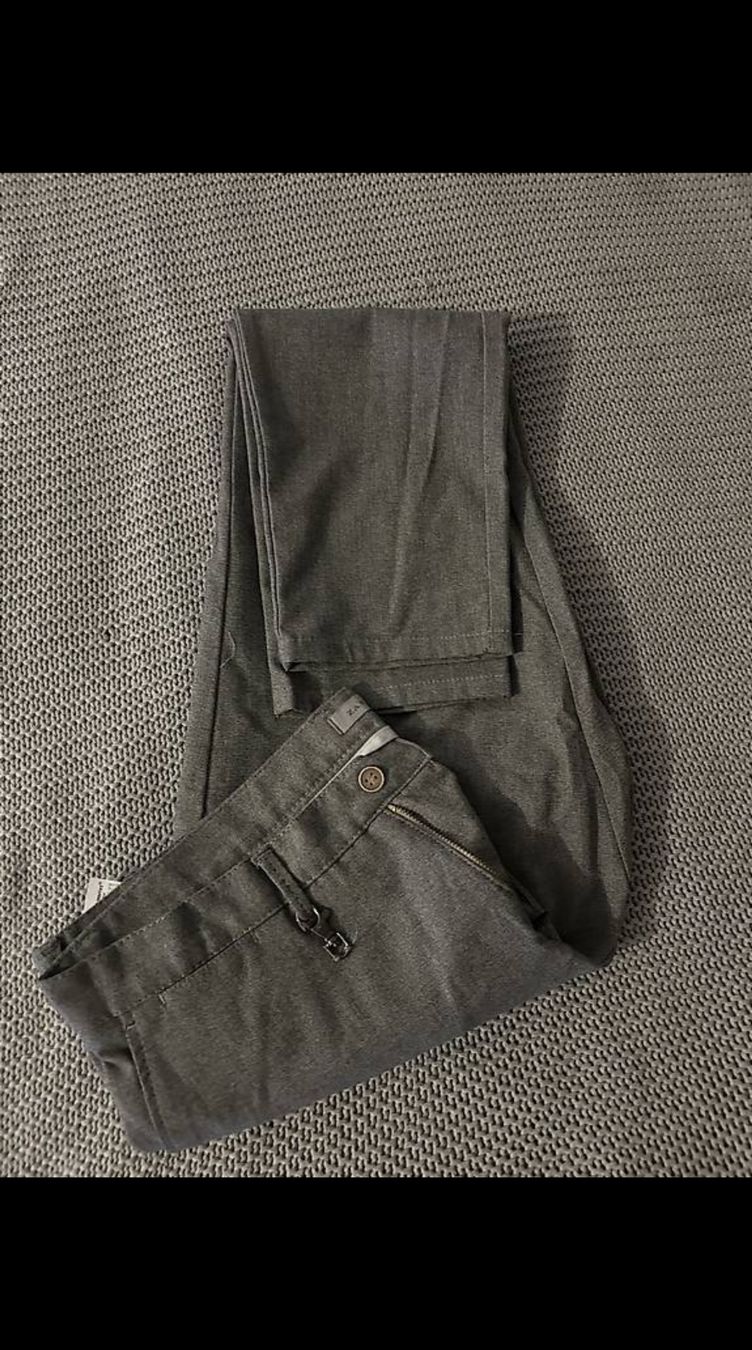 Zara Pantaloni: Hose – Usato da Zürich venduto da Yvo619 2