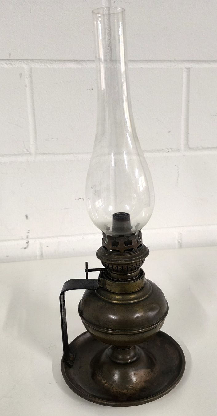 Lampes: Petroleumlampe aus Messing – D'occasion à Volketswil par brockipfannenstil