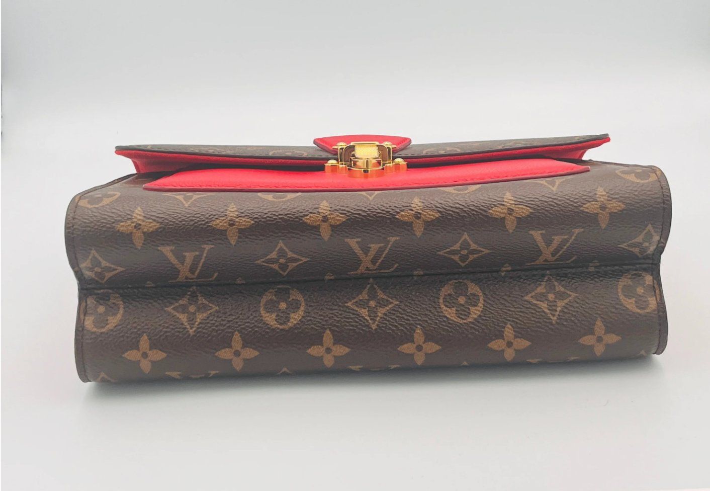 Borse da donna: Louis Vuitton Victoire – Usato da Yverdon-les-Bains venduto da hug_dmv5 5