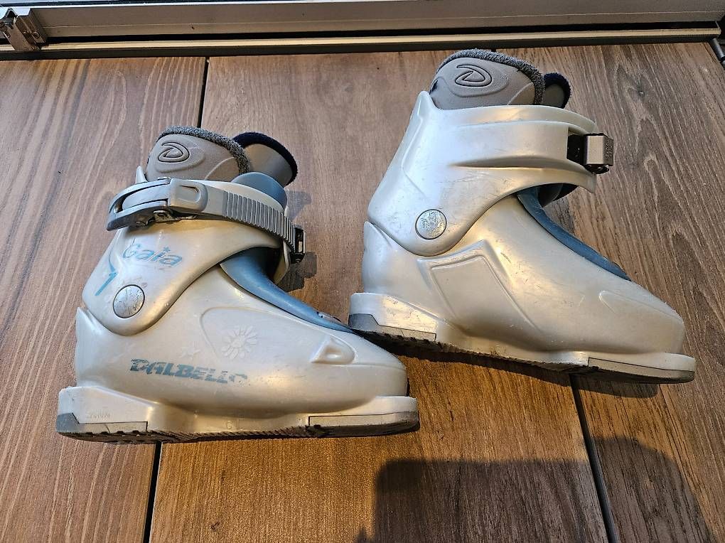 Scarpe per ragazzi: Dalbello Skischuhe Gr. 18.5 – Usato da Remetschwil venduto da nicole447 2