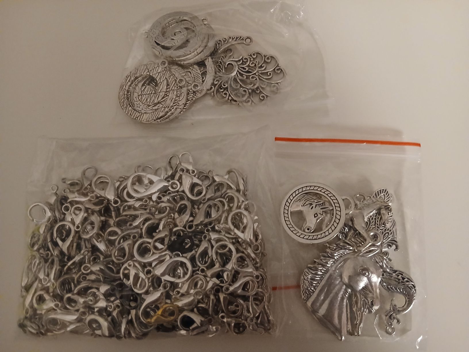 Kit bricolage: zum Schmuck basteln  – Nuovo (secondo la descrizione) da Stansstad venduto da mikamo