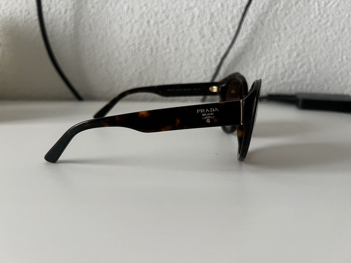 Prada Occhiali & Lenti: Prada Sonnenbrille – Usato da Buonas venduto da jas_52hl 1