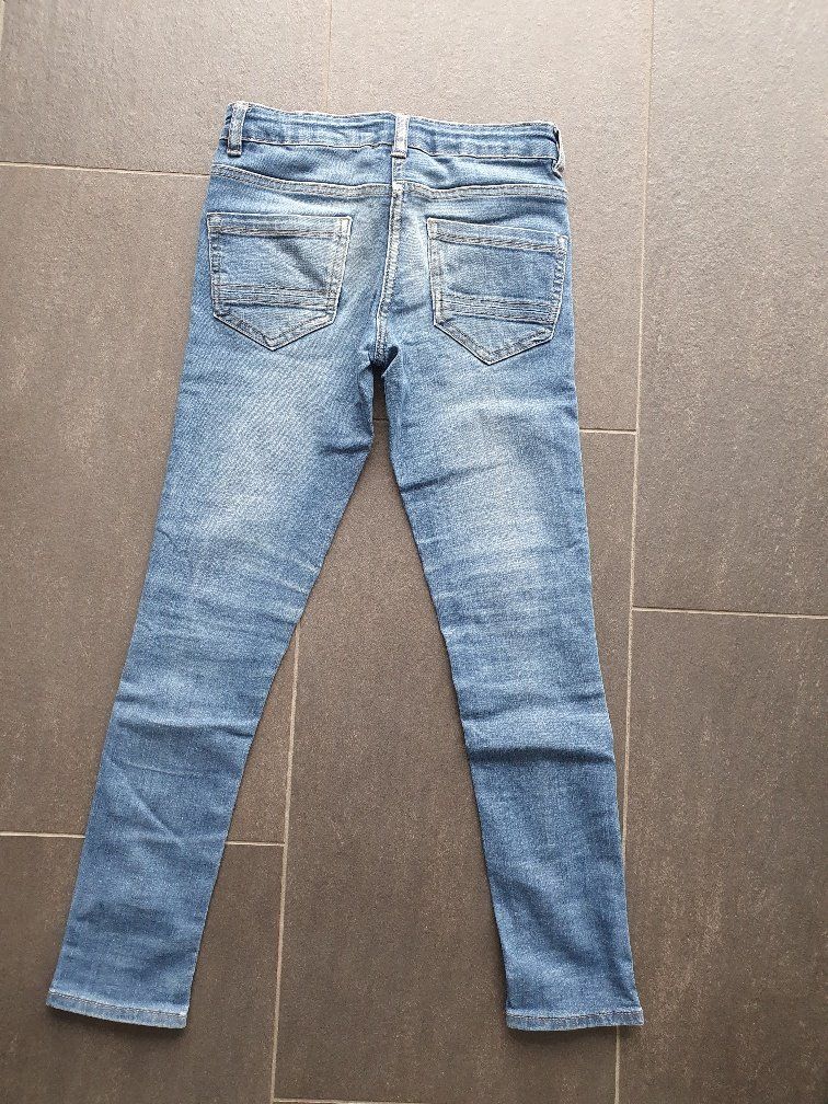 Pantaloni: Jeans Gr. 140 – Usato da Oberegg venduto da Roberto24 1