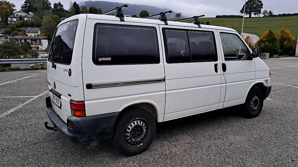 Automobili: Vw t4 transporter 2.5 tdi – Usato da Moutier venduto da Leroth4 4