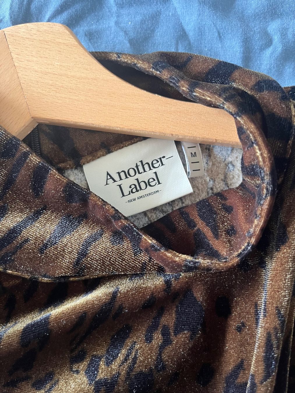 Top: Leo Oberteil Another Label – Nuovo (secondo la descrizione) da Bern venduto da Romel 1
