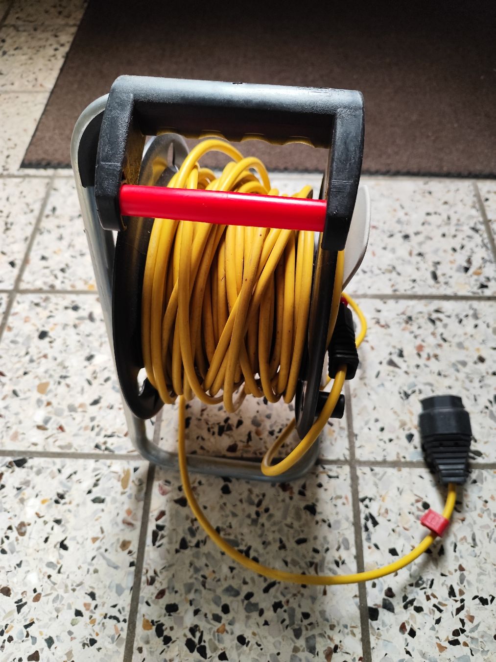 Kabel: Kabelrolle Brennstuhl 25 Meter – Gebraucht aus Brunnen von Kaufrausch7 1