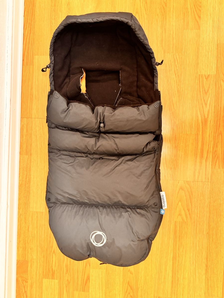 Bugaboo Sacchi a pelo: Bugaboo Footmuff - Keep your child warm this winter! – Usato da Zürich venduto da 613_g8jy 1