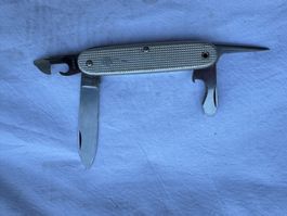 Couteau Militaire Elsener Victoria Sackmesser Militär 71