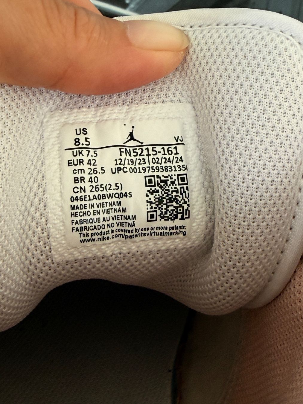 Jordan Scarpe da uomo: Air Jordan 1 Mid Grösse 42 – Usato da Kilchberg ZH venduto da KellerCI 4