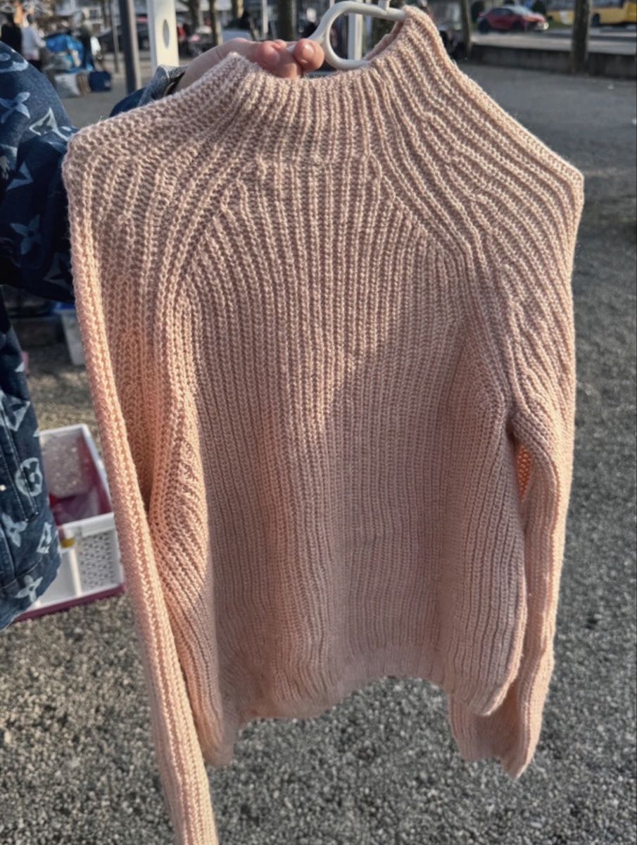 C&A Maglioni & Felpe: Wollpullover Rosé Grösse XS – Usato da Güttingen venduto da Nkskn 1
