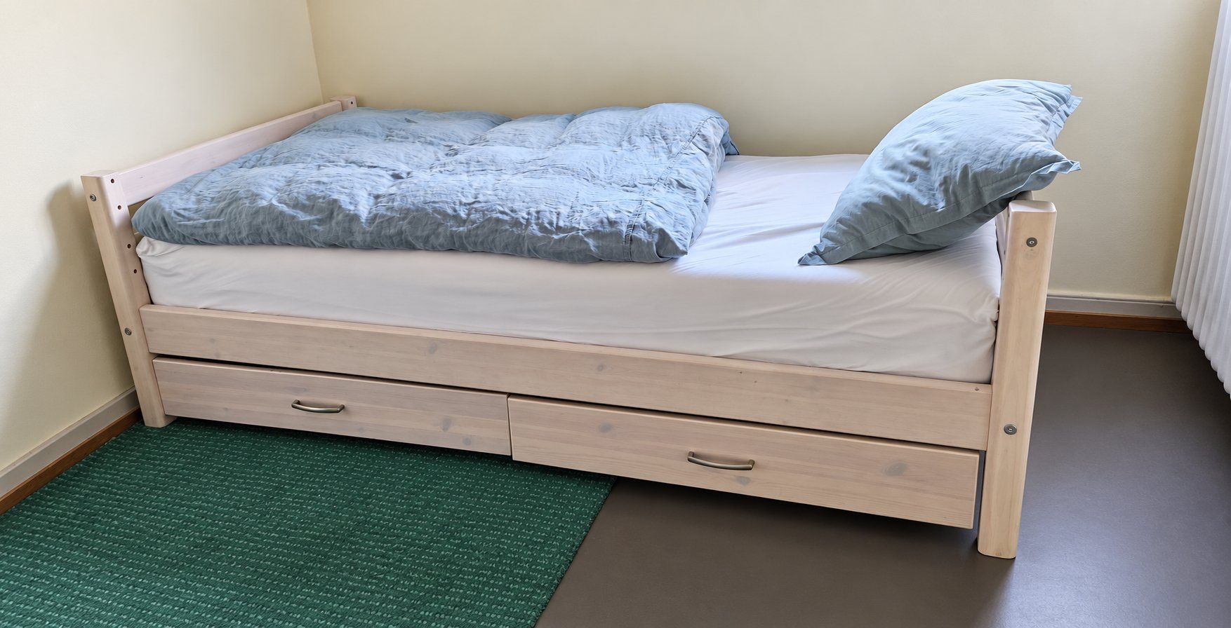 Flexa Lits: Flexabett mit Schubladen 90*200 – D'occasion à Zürich par miritation