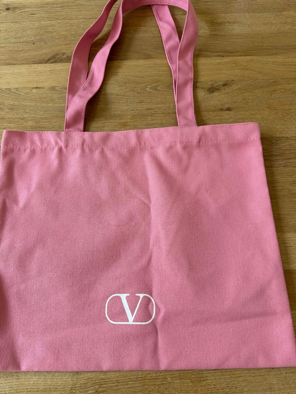 Valentino Taschen für Damen: Valentino Stoff Tasche – Neu und originalverpackt aus Steinmaur von regenbogen052 1