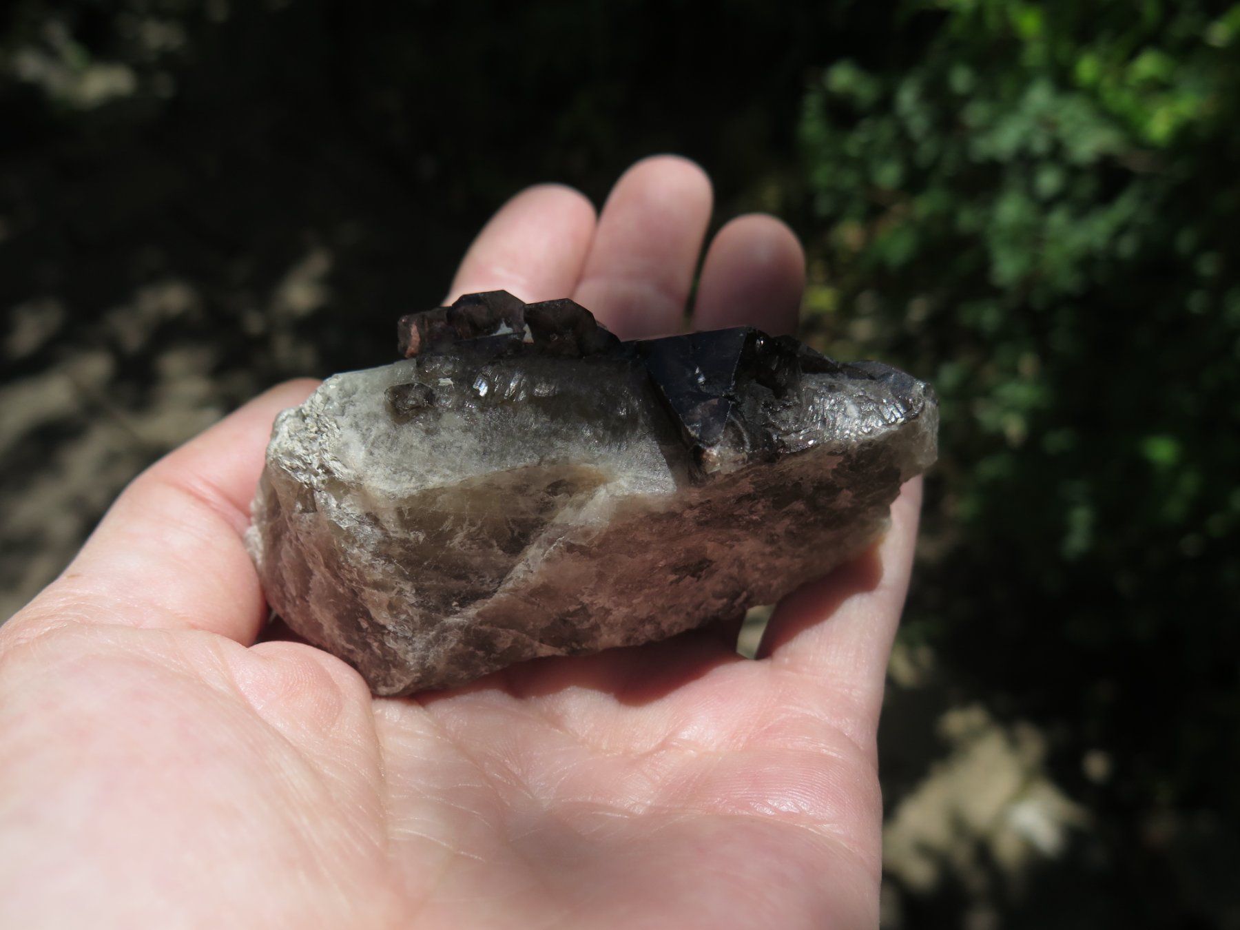 Mineralien & Heilsteine: Bergkristall var. Rauchquarz mit Castle – Gebraucht aus Schaffhausen von Yamakana51L8736OQ8 3