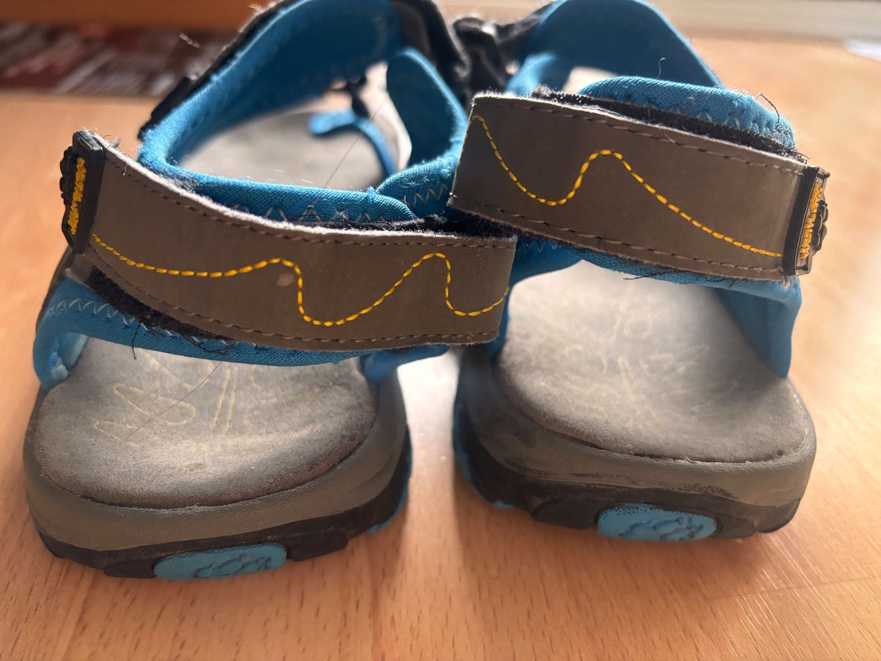Jack Wolfskin Chaussures garçon: Sandalen Gr 37 Jack Wolfskin – D'occasion à Thun par Melpi2010 2