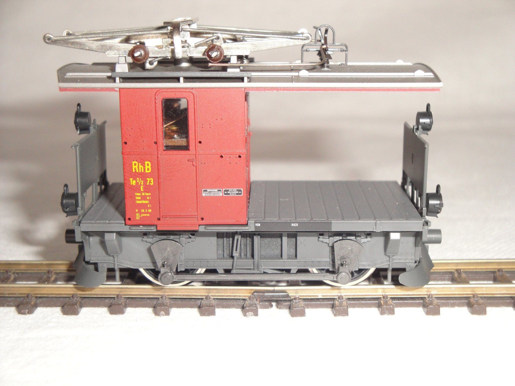 Bemo Modellini di ferrovie: Bemo RhB-Rangiertraktor Te 2/2 73 – Nuovo e nell'imballaggio originale da Wolfwil venduto da heinzs3575 4