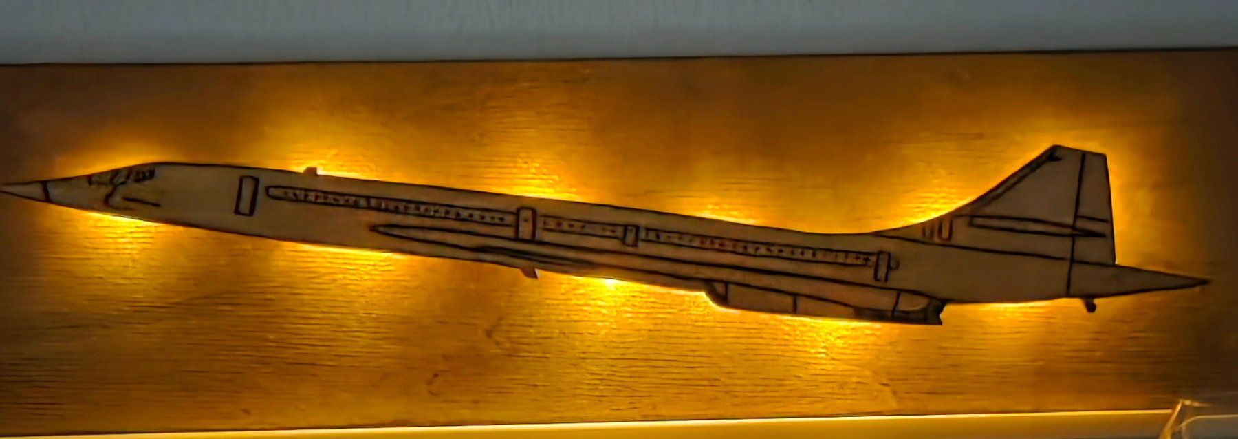 Articoli in legno: Wandbrett Concorde, beleuchtet – Usato da Rümikon AG venduto da Schelm