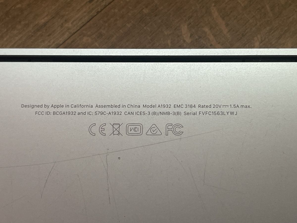 Apple Notebook: MacBook Air A1932 Defekt – Difettoso da Zürich venduto da Komarik 2