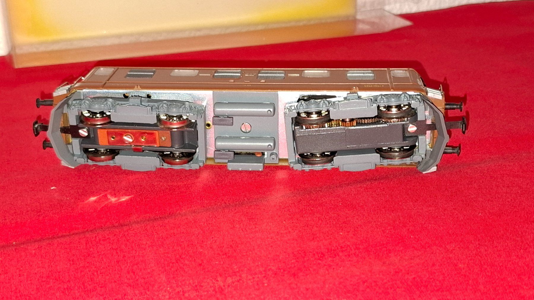 Hag Modelleisenbahnen: HAG : Ae 4/4 der BLS ,DC – Gebraucht aus Märwil von Siebenzipfel 2