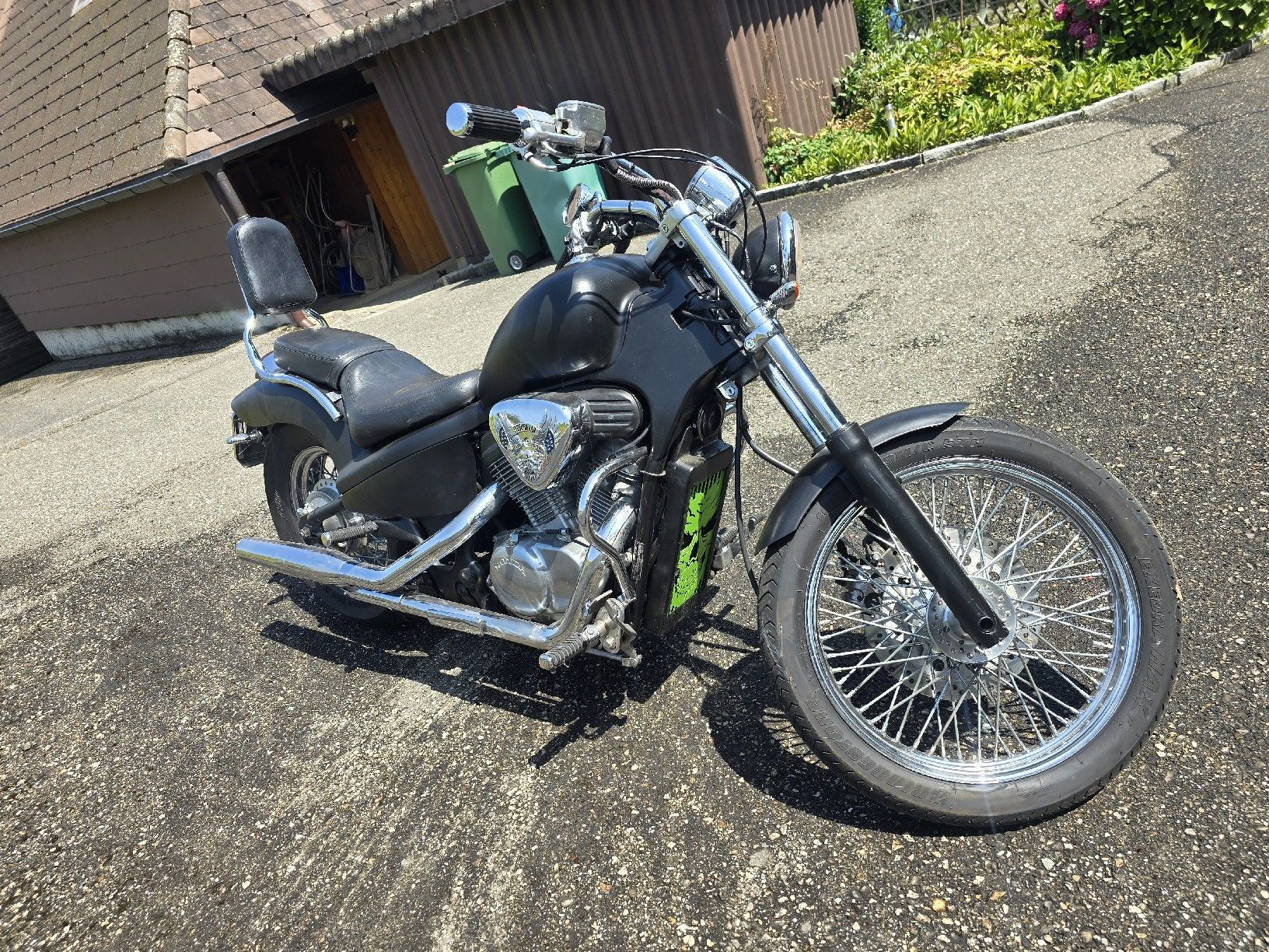 Honda Cruisers:  Honda Shadow 600 vt  – D'occasion à Bleienbach par jackangel881990