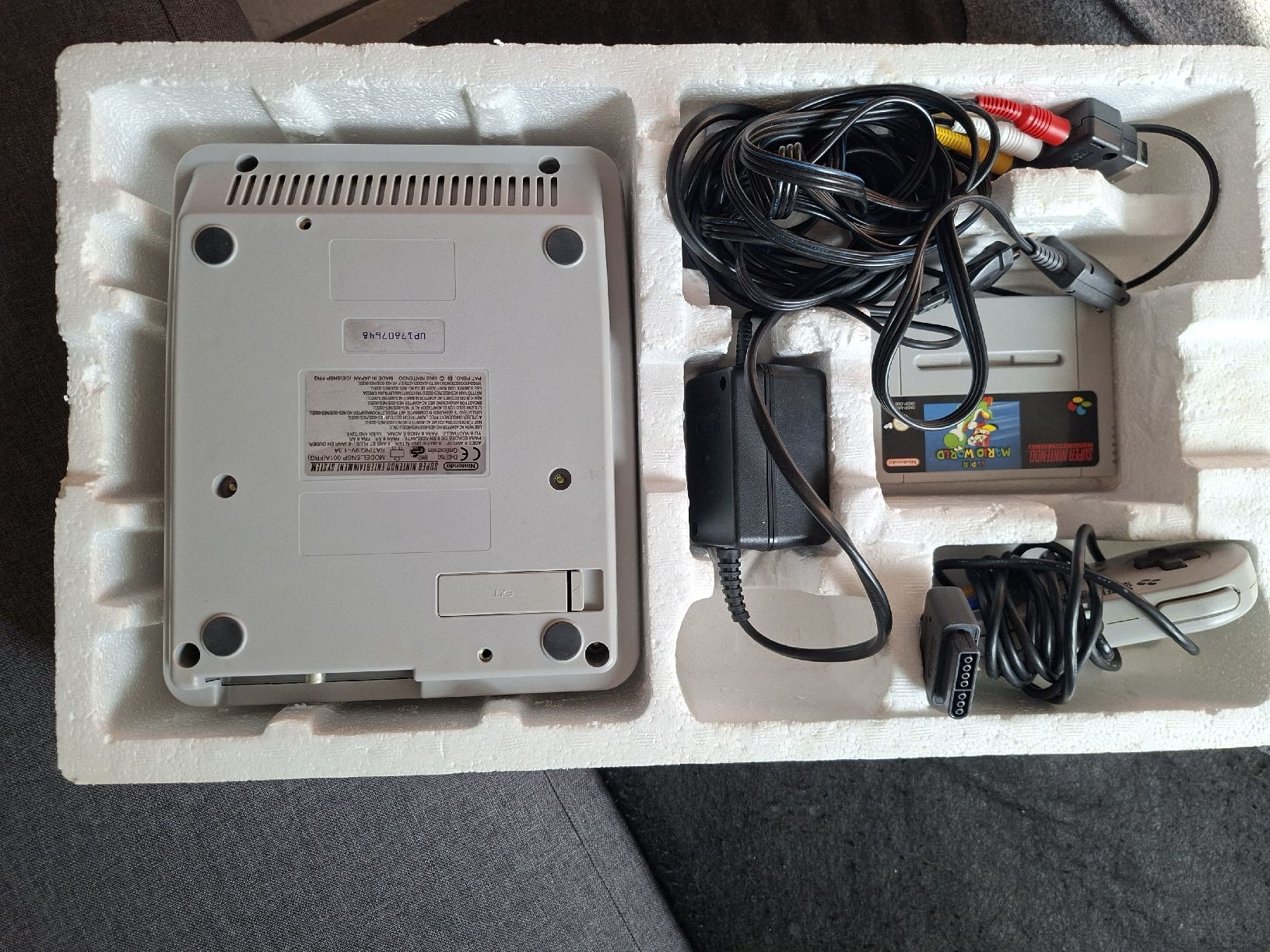 Nintendo Konsolen: Super Nintendo + Super Game Boy More Fun Set – Gebraucht aus Büren zum Hof von Flohmarkt_Bern 6