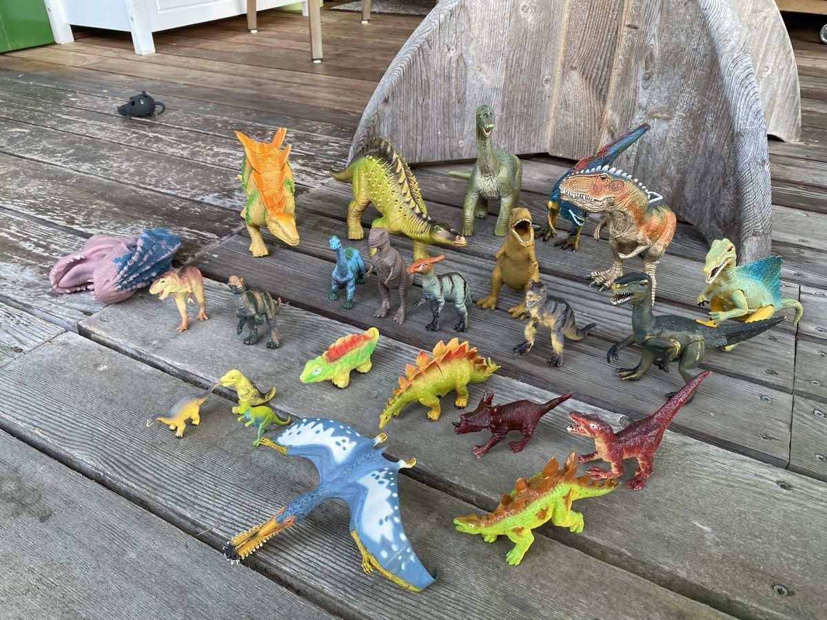 Statuette: Dinosaurier Familie 23 Stück – Usato da Bönigen venduto da fabi_12