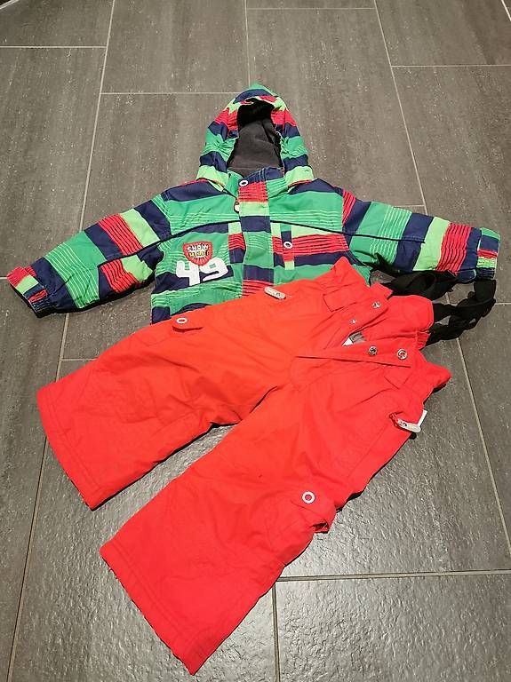 Completi: Skianzug Kinder - Grösse 86 – Usato da Herisau venduto da mum_pj95