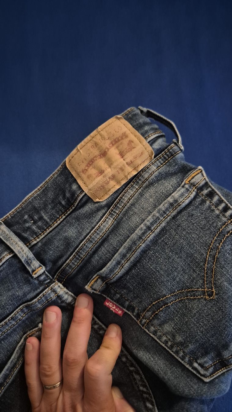 Levi's Jeans: jeans levis  – Gebraucht aus Bruson von John90b 2