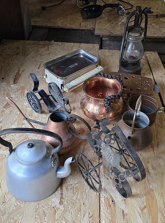 Tutte le decorazioni: Diverse Antiquitäten – Usato da Hettiswil venduto da irenz 1