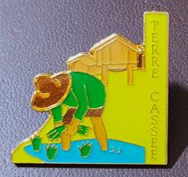 R697 - Pin Terre Cassee