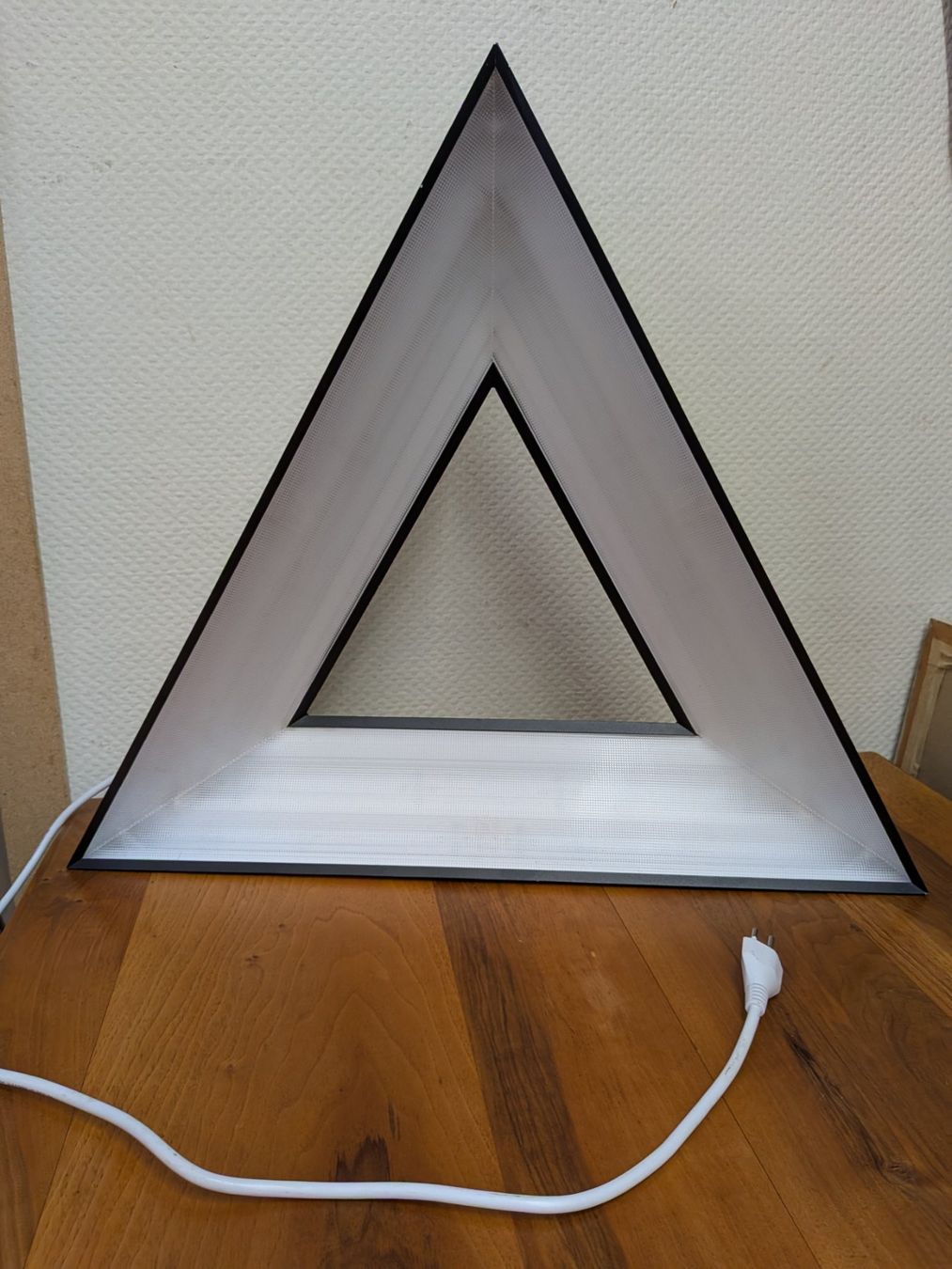 Philips Lampade: Philipps Dreieck Lampe – Usato da Emmen venduto da magelan 1