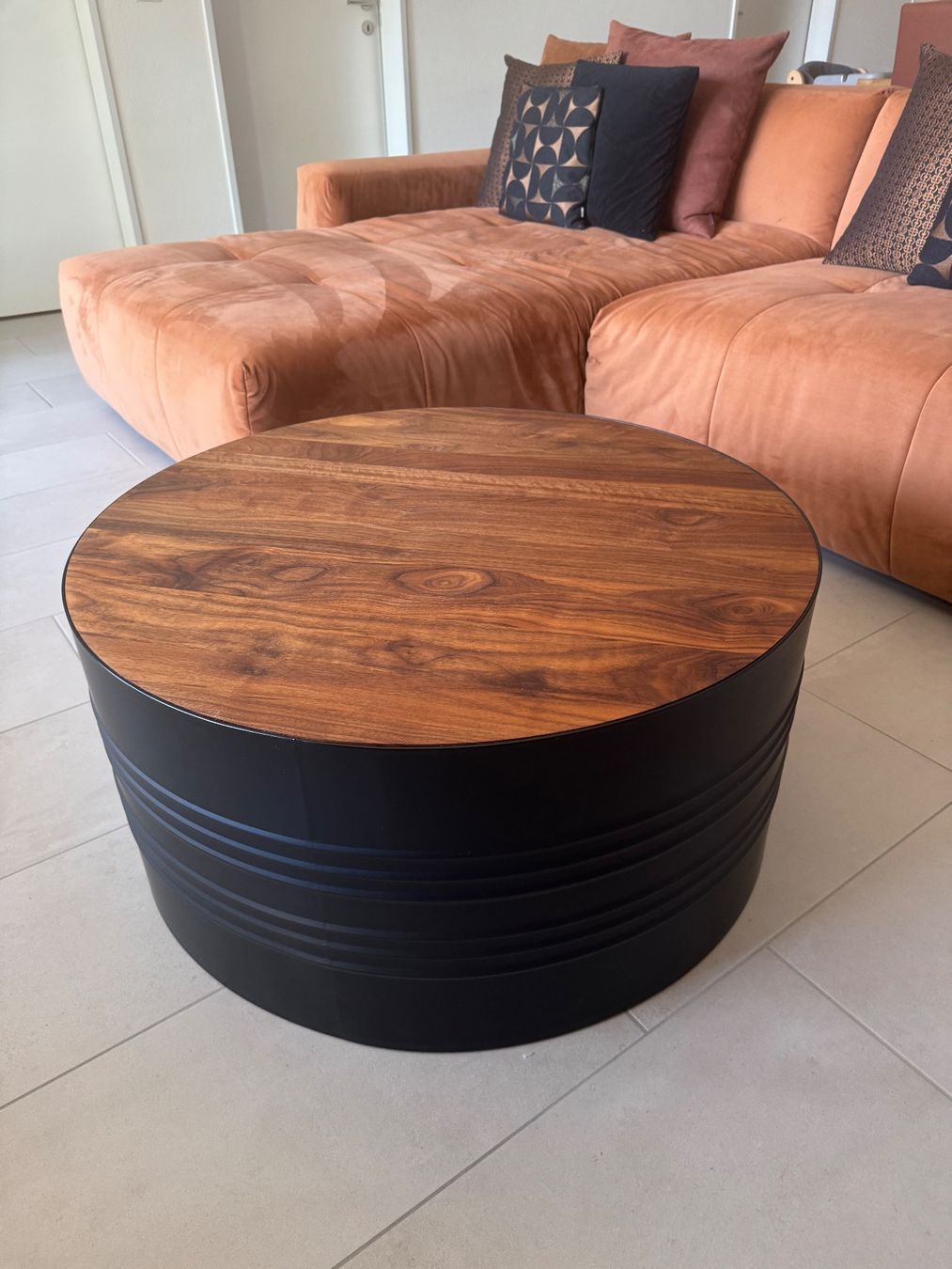Holzartikel: Selfmade couchtisch – Gebraucht aus Kleinandelfingen von philippkaegi
