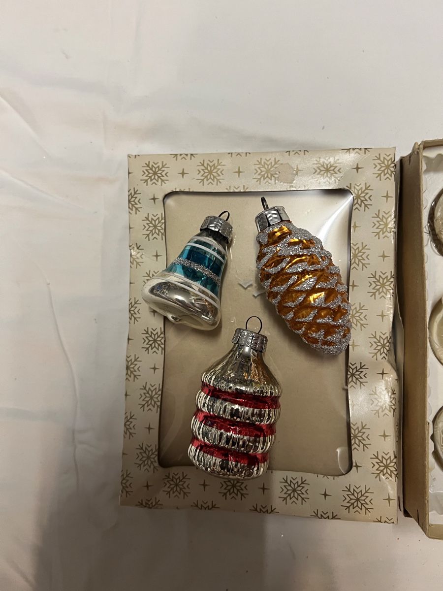 Alle Dekorationen: Weihnachtskugeln alt – Gebraucht aus Oftringen von Stukaof 4