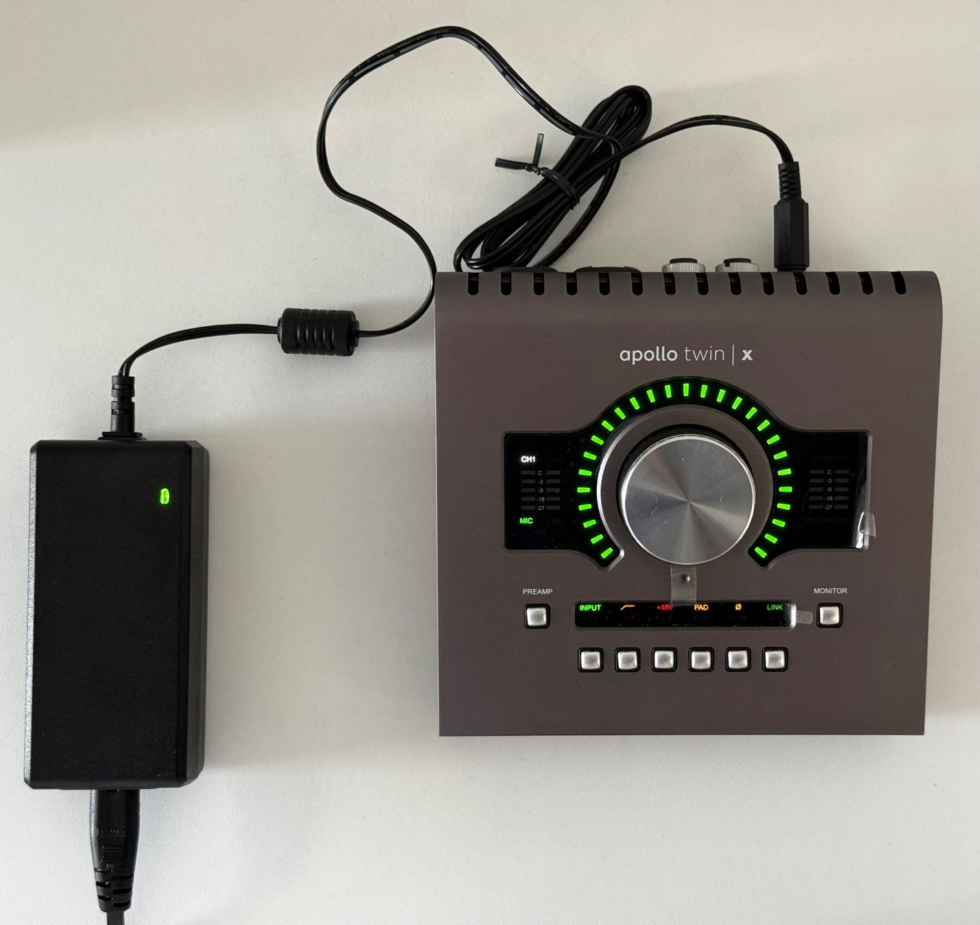 Universal Audio Attrezzatura per studi di registrazione: Apollo Twin X QUAD Core Universal Audio – Nuovo e nell'imballaggio originale da Lausanne venduto da ric_k28l 1