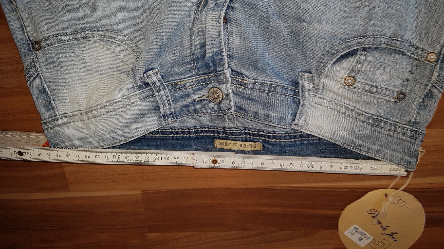 Jeans: Vintage Jeans gr 38 L9 – Nuovo (secondo la descrizione) da Schwarzenburg venduto da Flamingo07 4