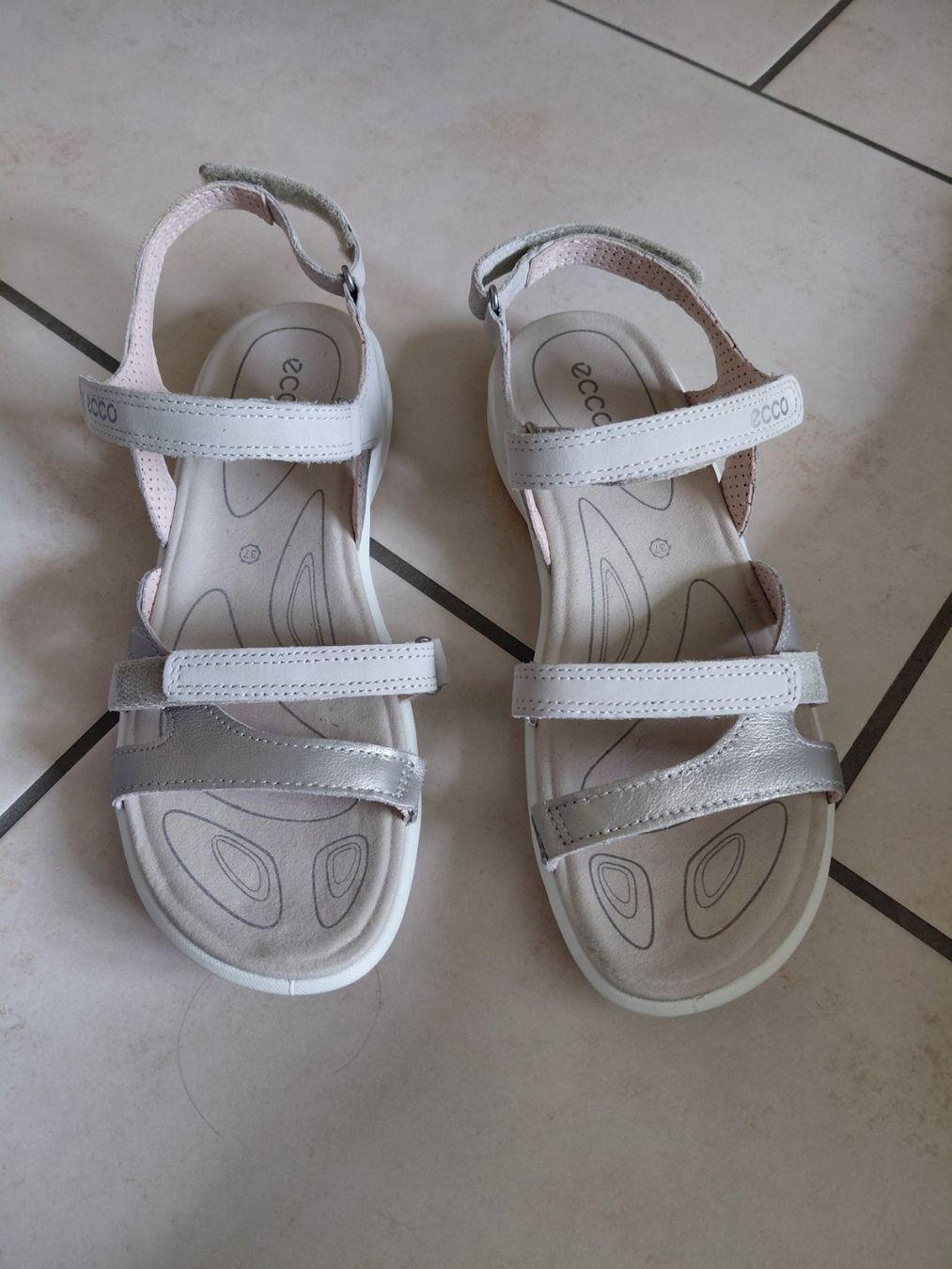 Ecco Scarpe da donna: Ecco Sandalen – Nuovo (secondo la descrizione) da Worb venduto da Antoinette22