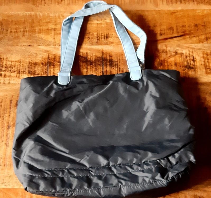 Puma Borse: Puma Shopper/Sporttasche mit Reißverschlüsse – Usato da Wiler b. Utzenstorf venduto da ryan81 1
