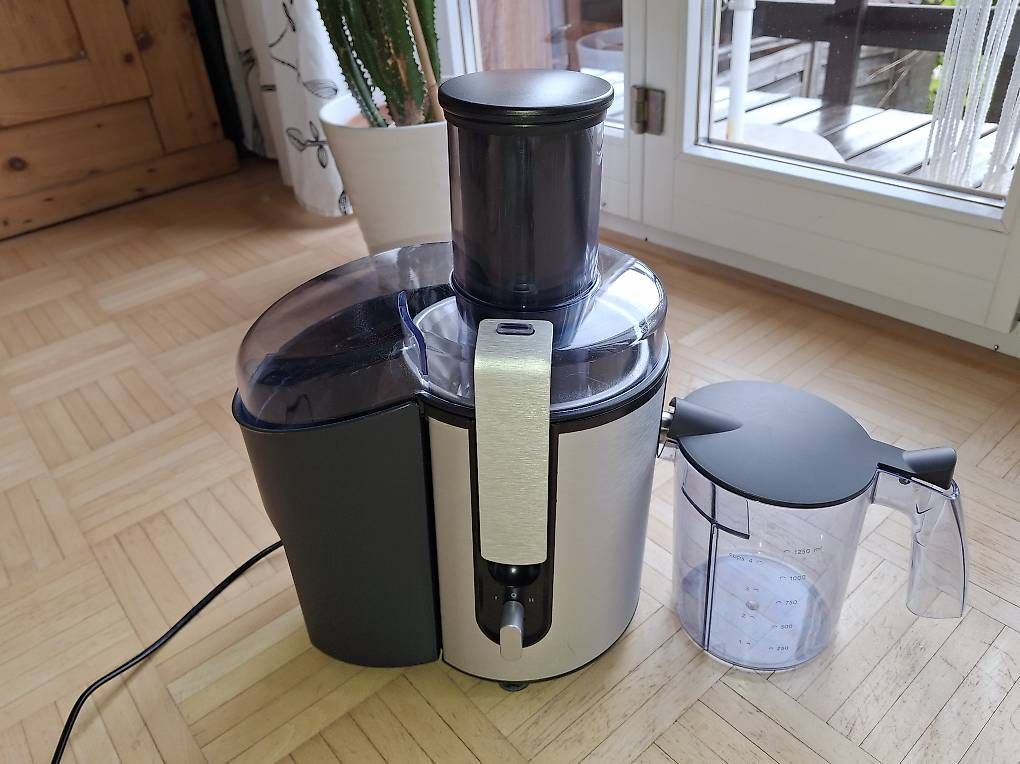 Elettrodomestici da cucina: Philips Entsafter HR1861 – Usato da Schaffhausen venduto da nguni